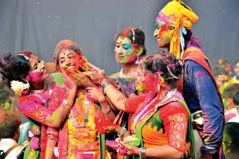 সুর ও প্রকৃতির মেলবন্ধন: বুড়োশিব দাশগুপ্তের ভাবনায় বিশ্বজনীন রবীন্দ্র-বসন্ত।